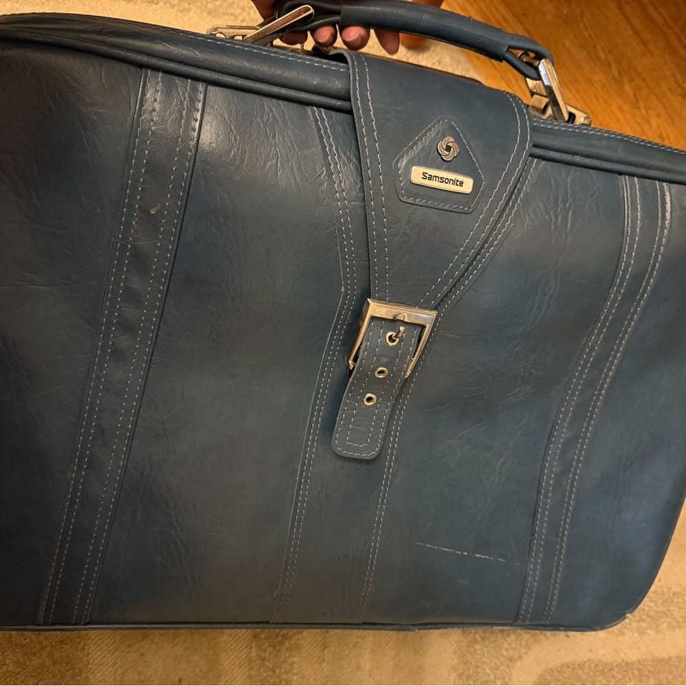 Samsonite Dark Blue Leather Briefcase